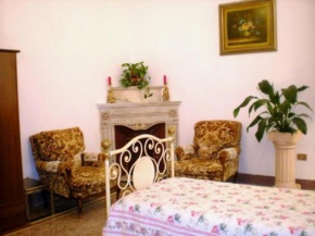 Гостиница Tanina B & B Sassari  Сассари